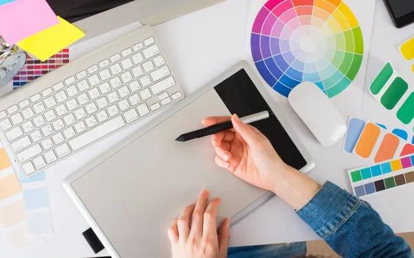 Hire Graphic Designer