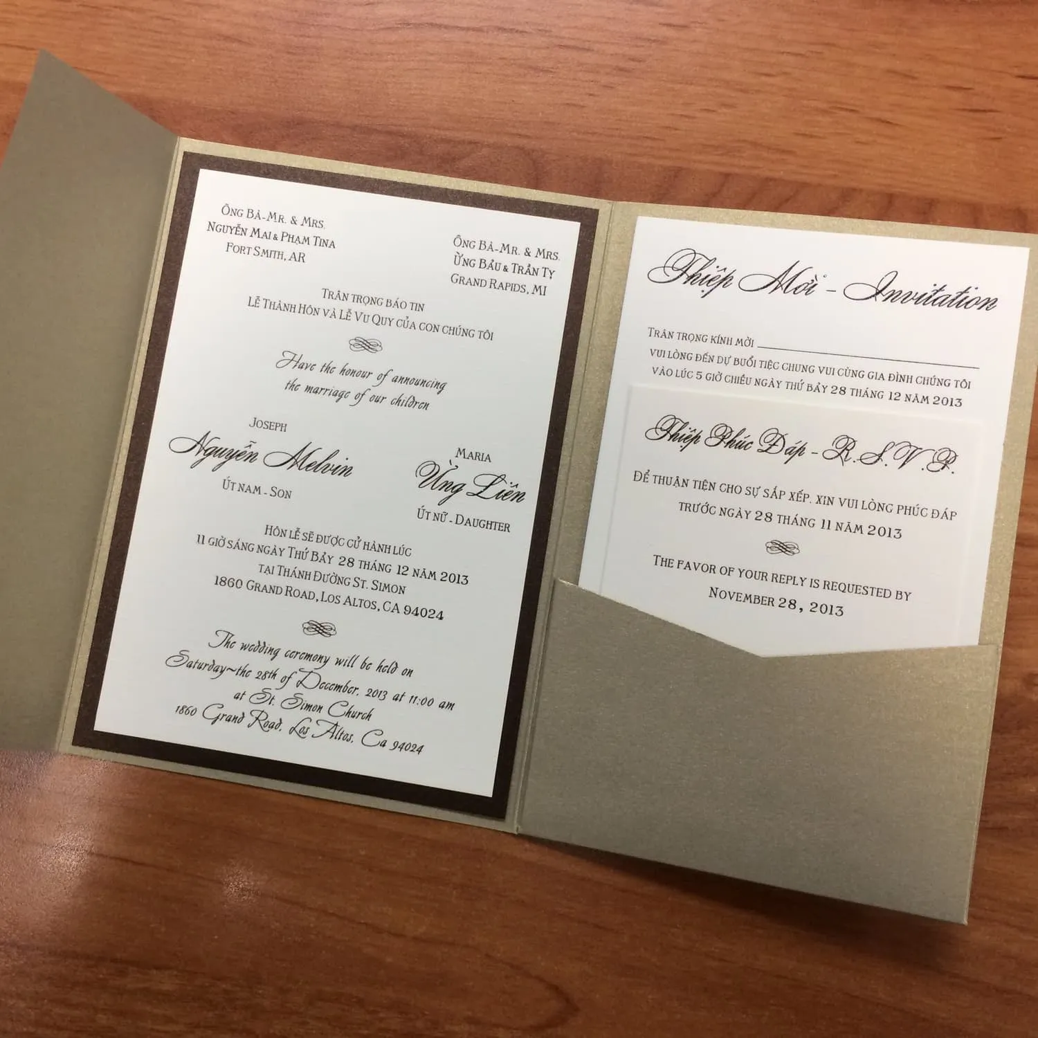 Vietnamese/English Invitations Category