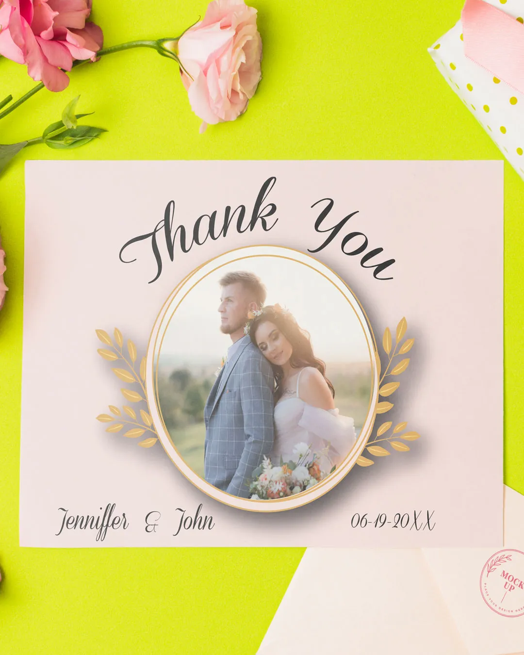 https://dv12lc9eedkje.cloudfront.net/apprinting/images/product/Mockups-thank-you-card-08_03001002202405.jpg