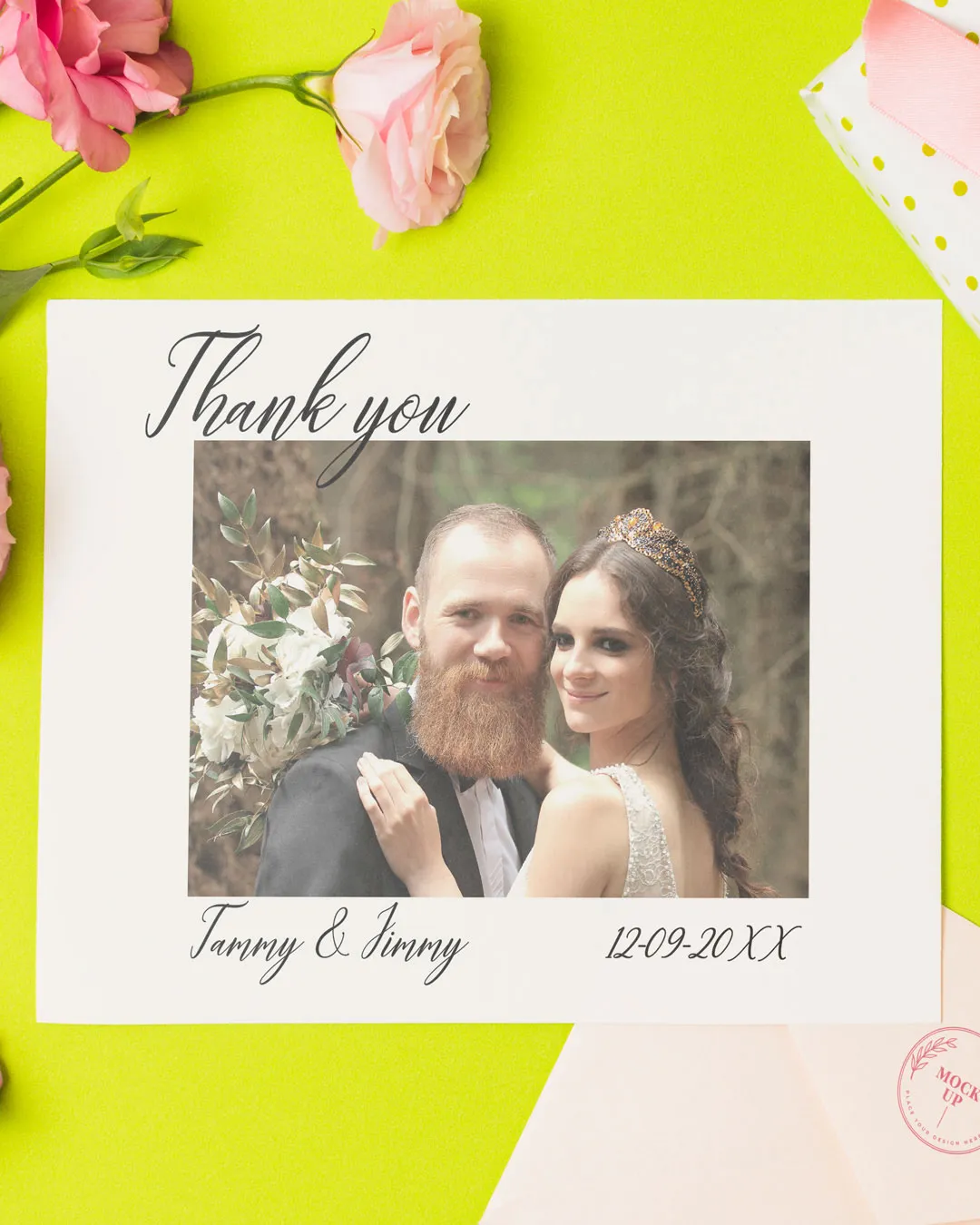 https://dv12lc9eedkje.cloudfront.net/apprinting/images/product/Mockups-thank-you-card-17_03205402202405.jpg