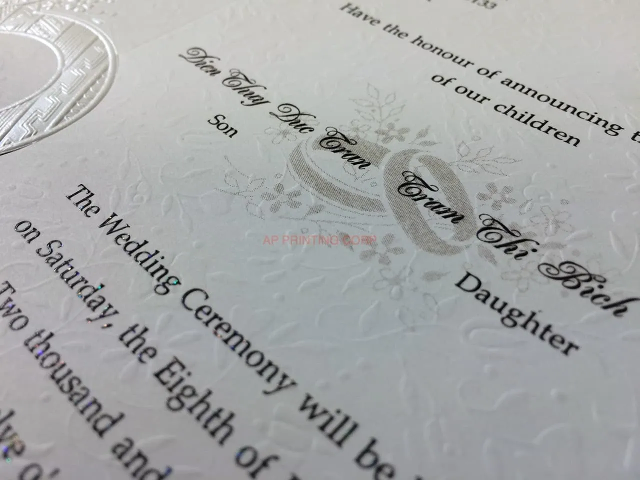 K9899 [I-11] Romantic Simplicity Hearts Wedding Invitation