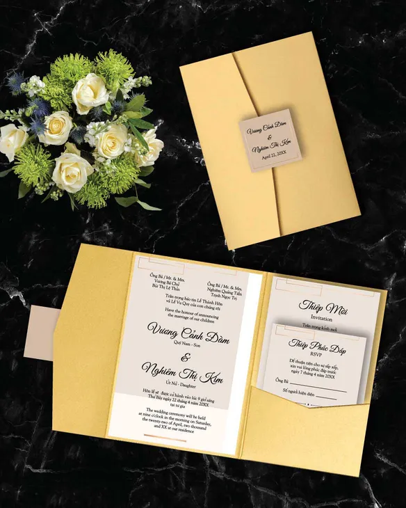 Simple Gold Details A7 Himalaya Pocket Vietnamese & English Wedding Invitation