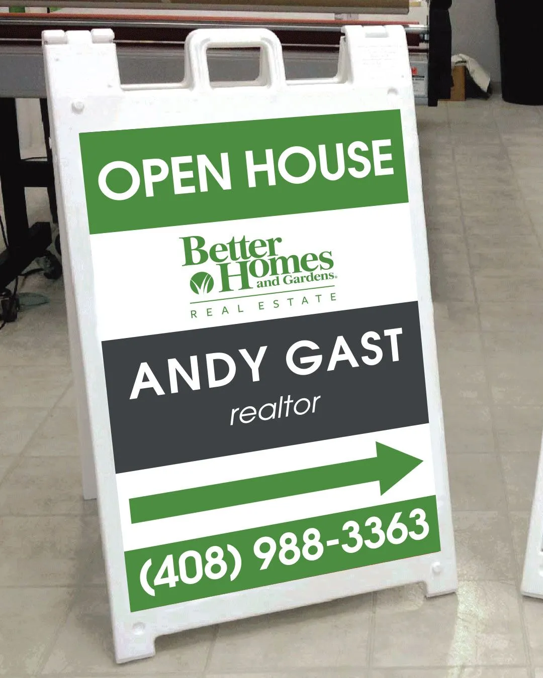 BHGRE Waves of Different Greens A Frame Sign 1