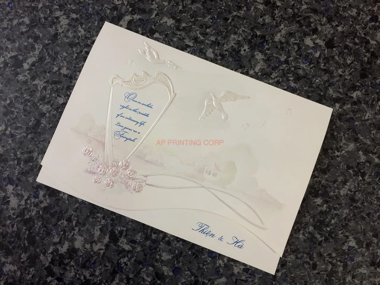 K9409 [I-10] Chic Serenade Birds & Doves Wedding Invitation