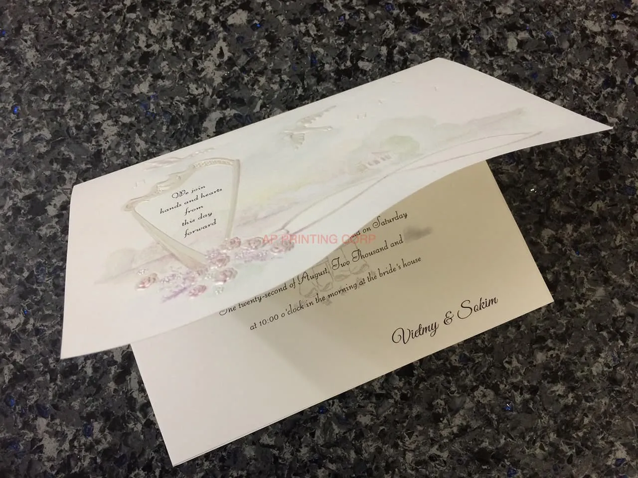 K9409 [I-10] Chic Serenade Birds & Doves Wedding Invitation