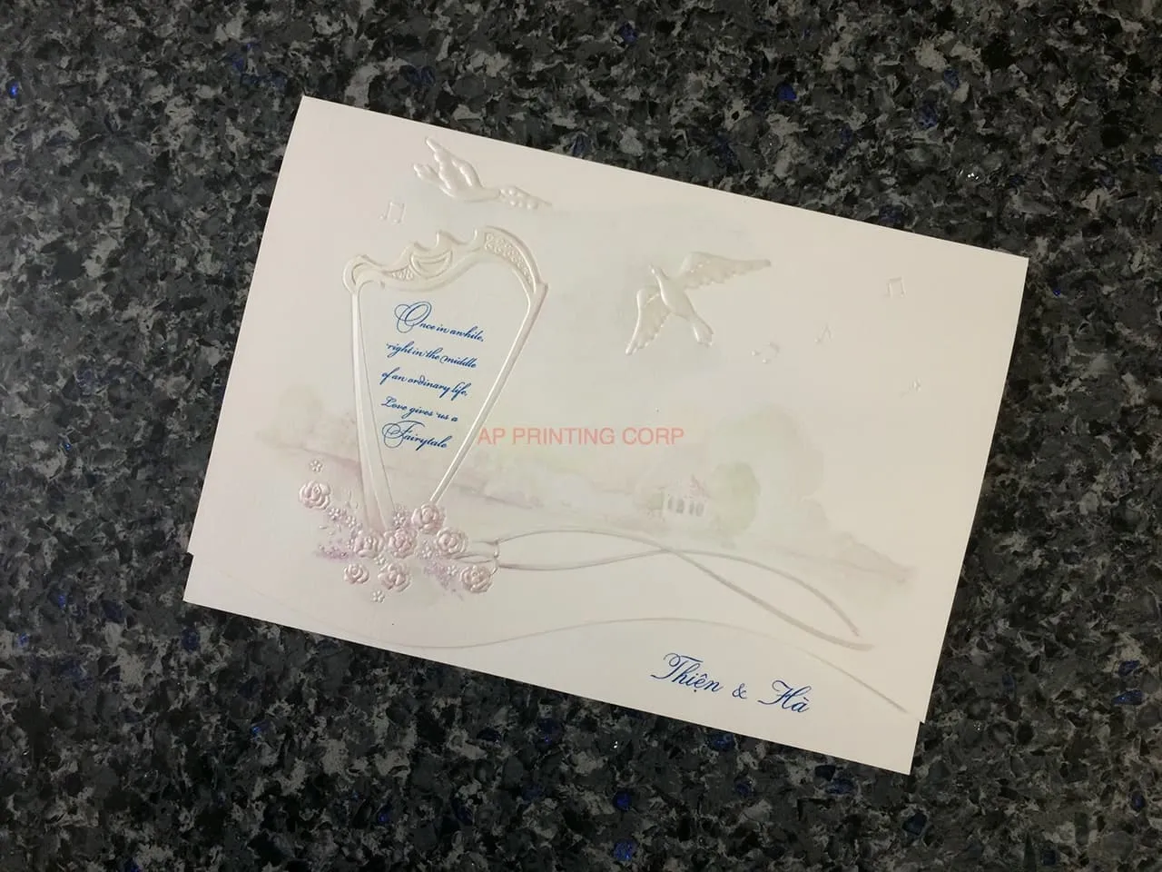 K9409 [I-10] Chic Serenade Birds & Doves Wedding Invitation