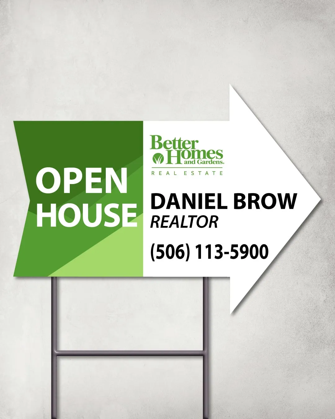 BHGRE Colored Arrow Shape Sign