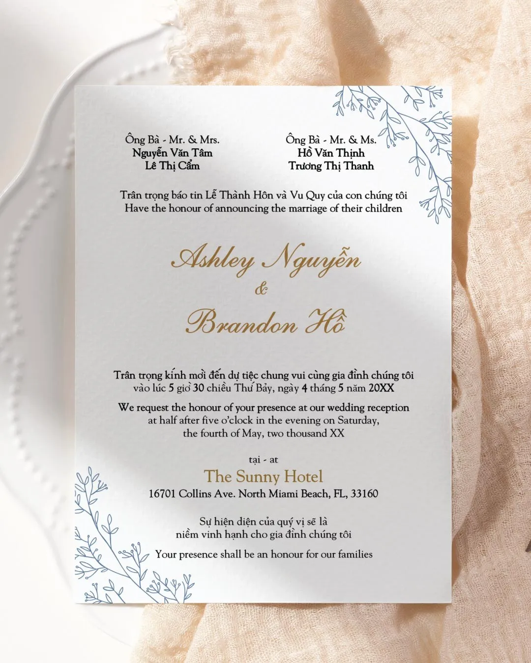 Blue Floral Layout Simple Flat 5x7 Wedding Invitation 2