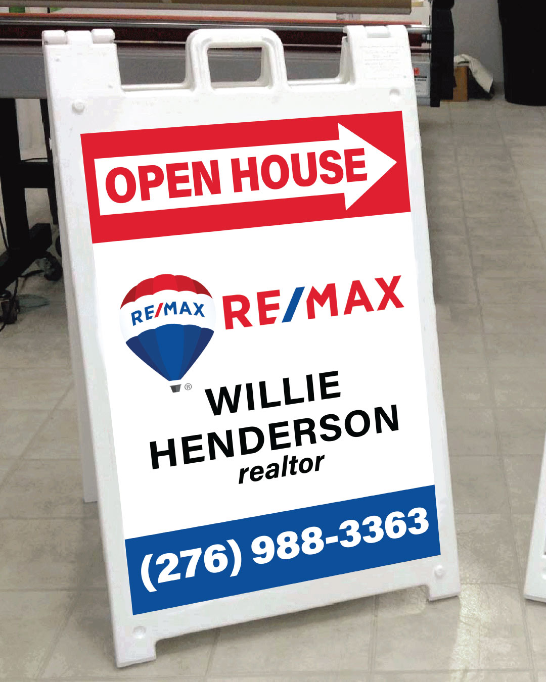 Remax Red and Blue Lines A frame sign AP Printing - Remax Red and Blue Lines A frame sign - Custom Printing Services