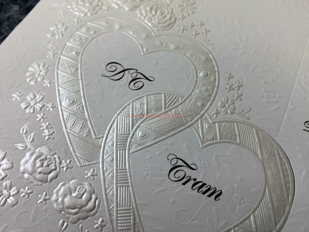 K9899 [I-11] Romantic Simplicity Hearts Wedding Invitation