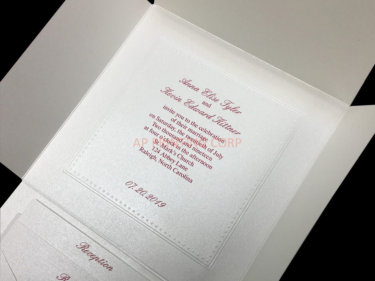 Distinctive Dots [CC-70] Pocket & Folder Invitation
