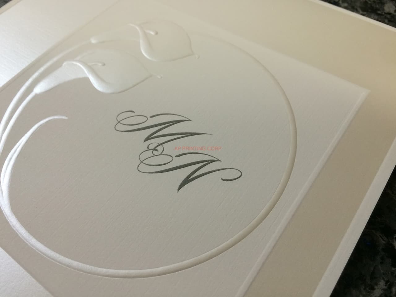 AP-[I-14] Subtle Sophistication Flowers Wedding Invitation