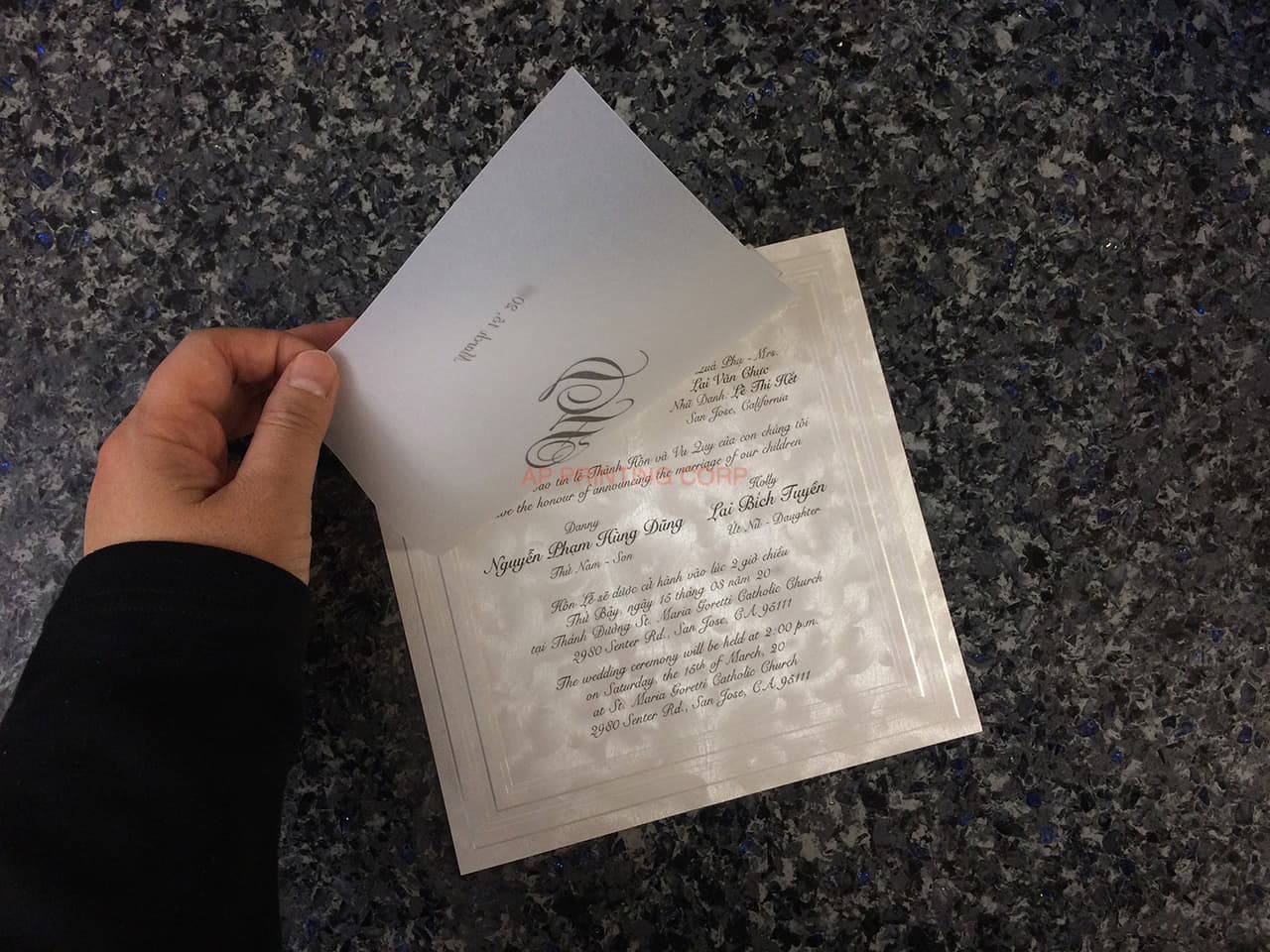 K7105-Overlay [I-13] Vietnamese & English Wedding Invitation