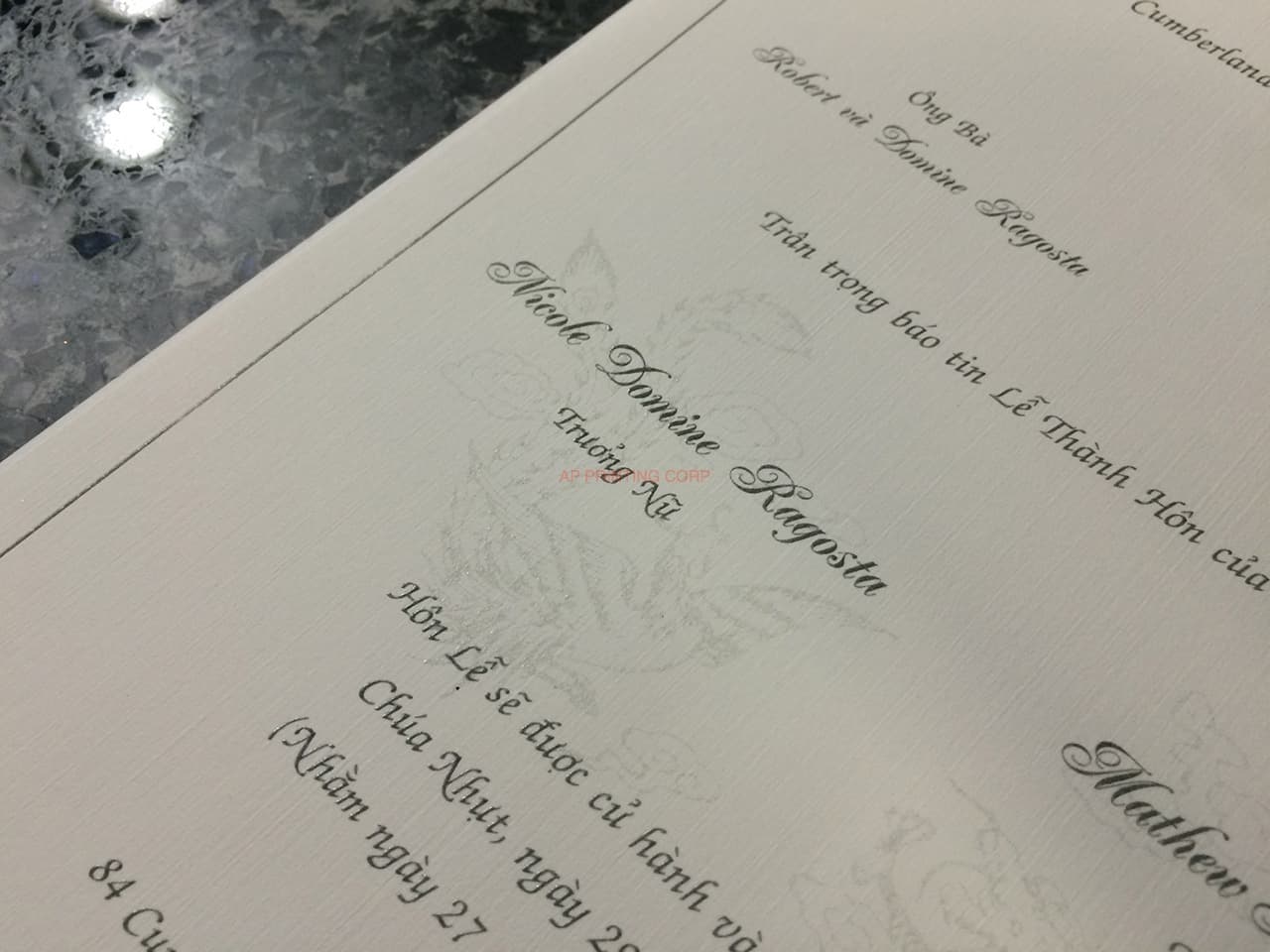 AP-[I-14] Subtle Sophistication Flowers Wedding Invitation