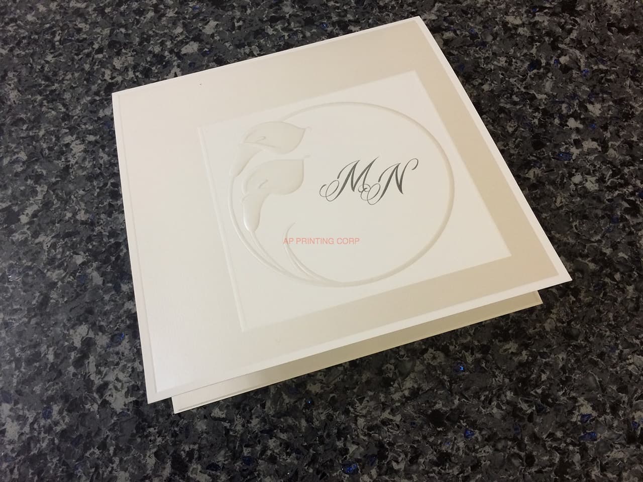 AP-[I-14] Subtle Sophistication Flowers Wedding Invitation