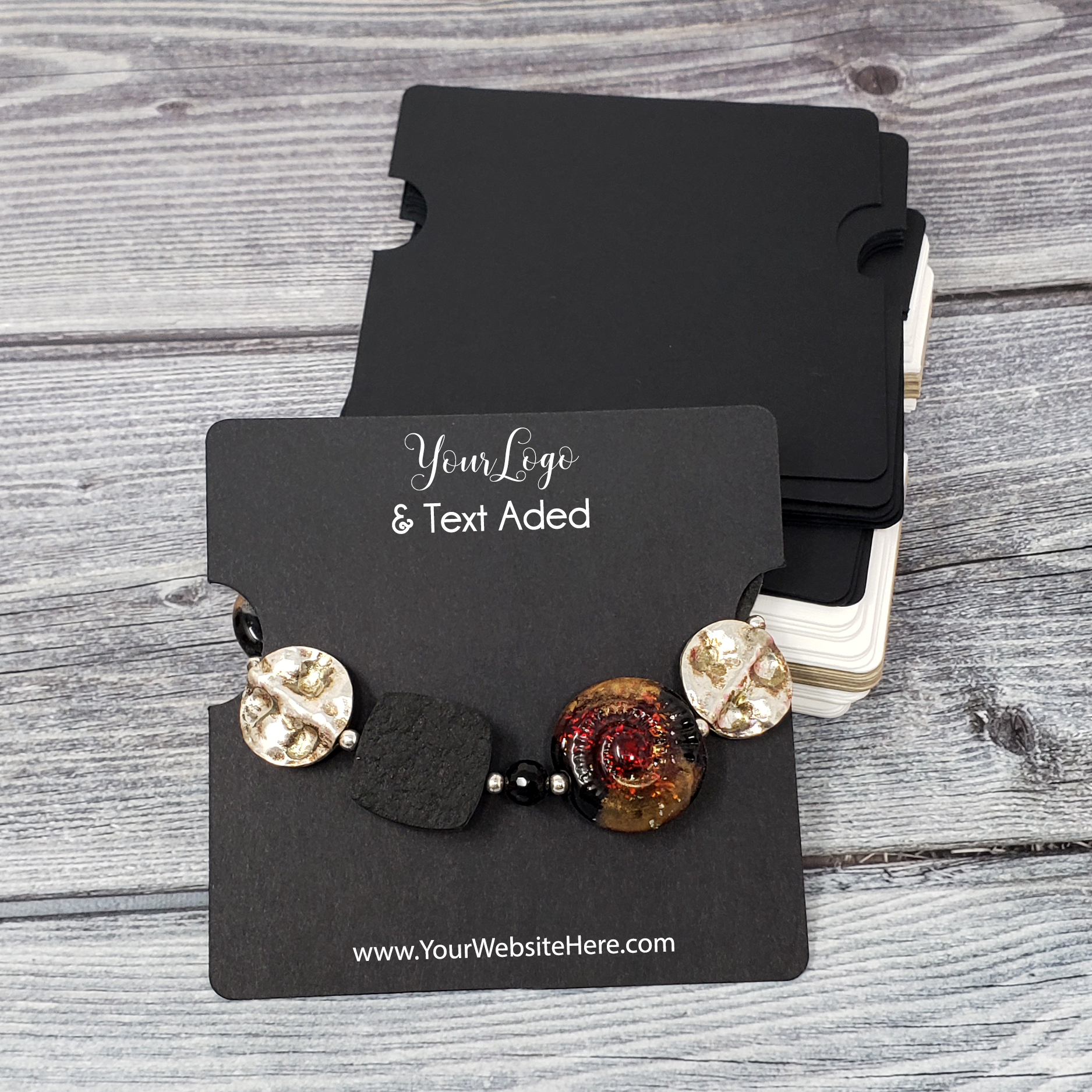 https://dv12lc9eedkje.cloudfront.net/homegrown/images/product/325X325_Bracelet_black21.png