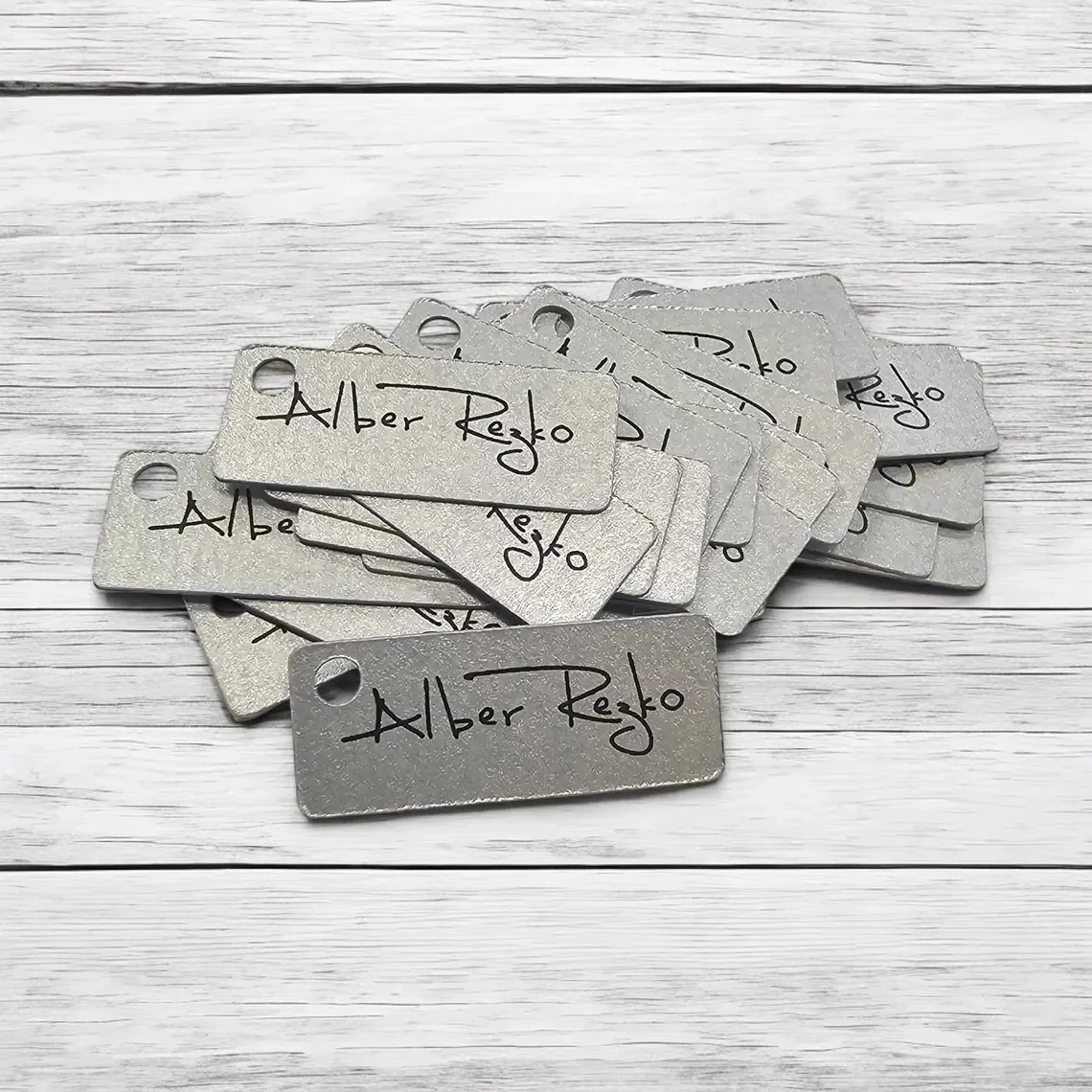1.25"x.5" Small Rectangle Price Tags for Jewelry Necklace Bracelets Earrings | Includes Barbs 3