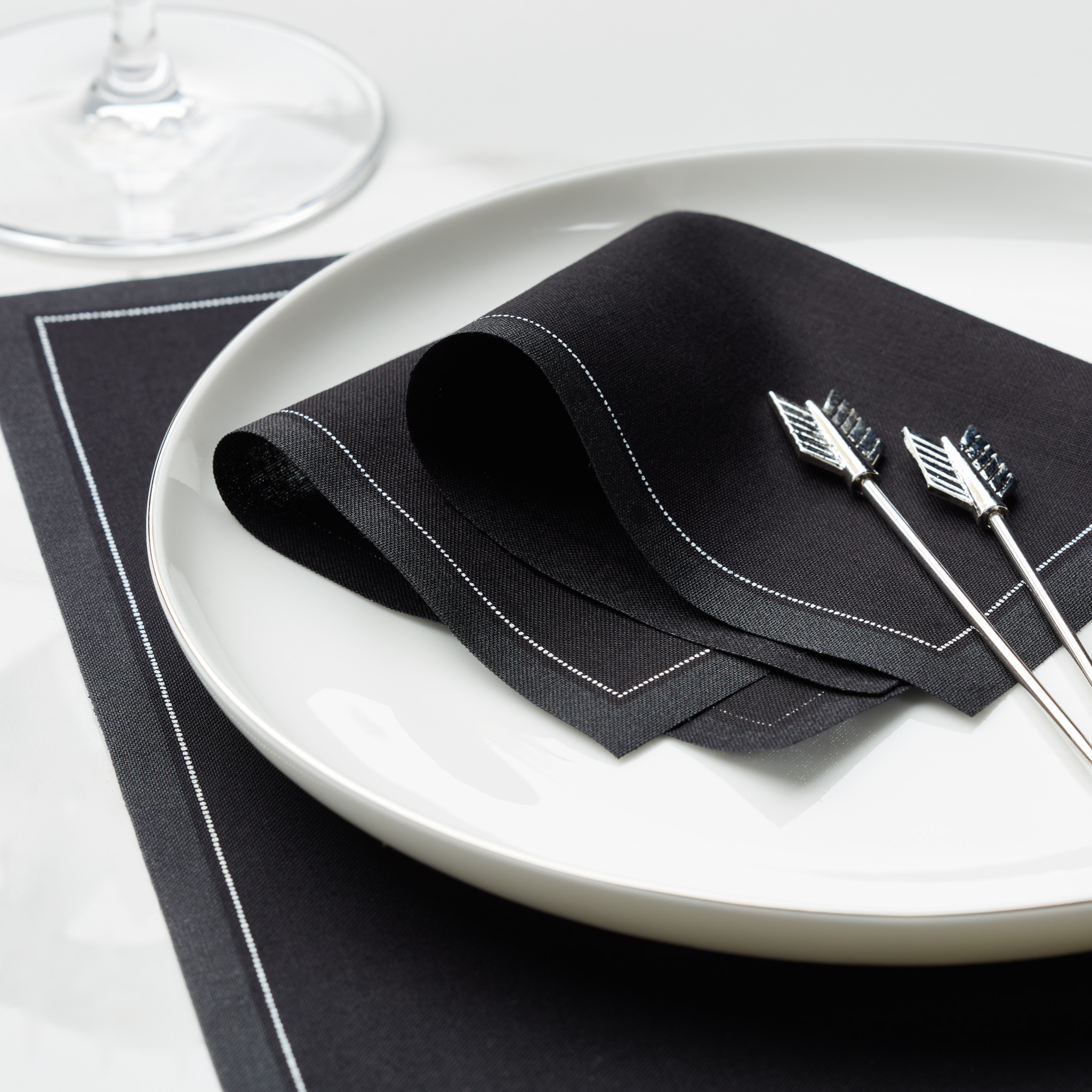 Black Cotton Luncheon Napkins 8" x 8" - 25 Units per Roll, 10 rolls per Case - Full Case