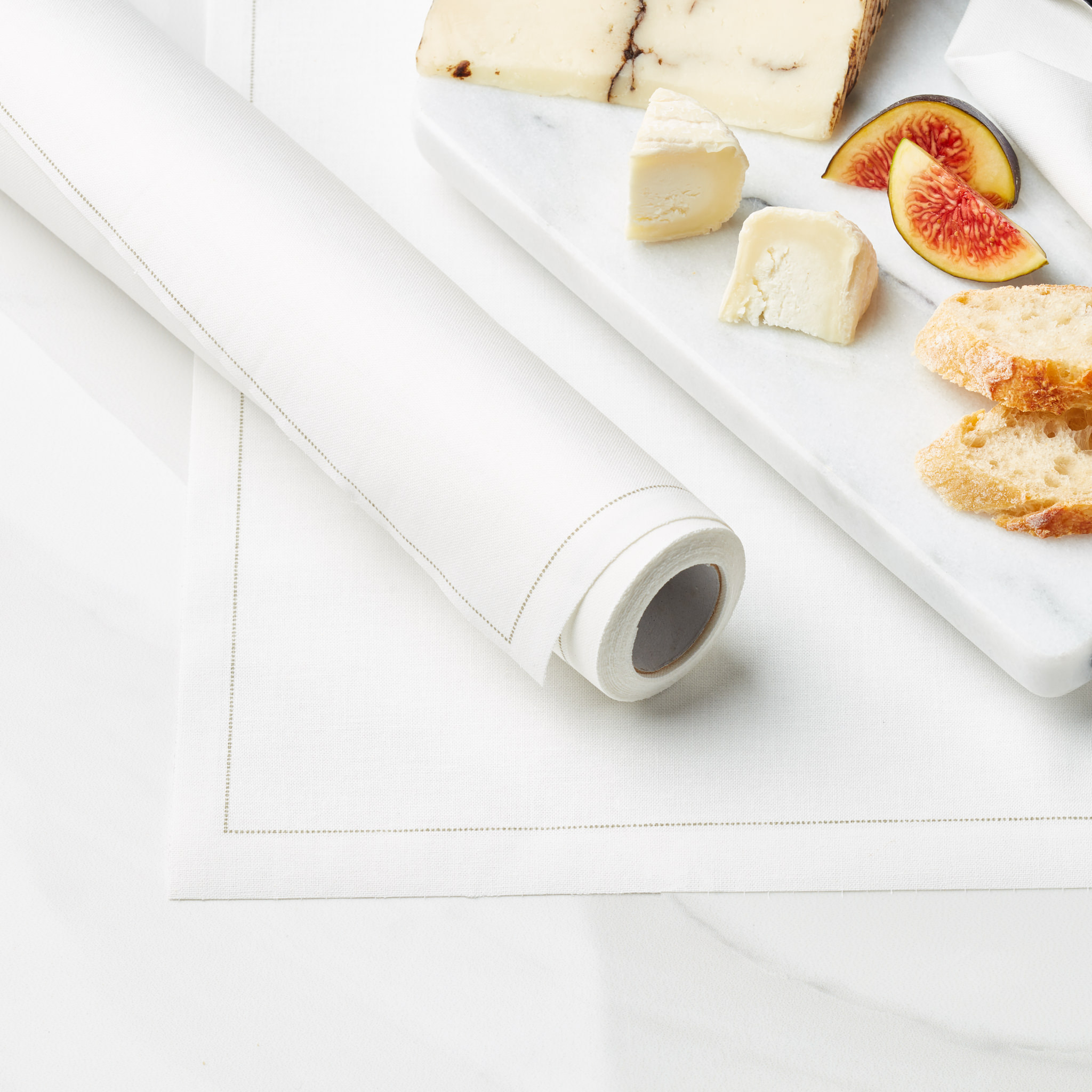 Cream Cotton Placemats 19″ x 12.5″ -  12 Units per Roll, 10 rolls per Case - Full Case
