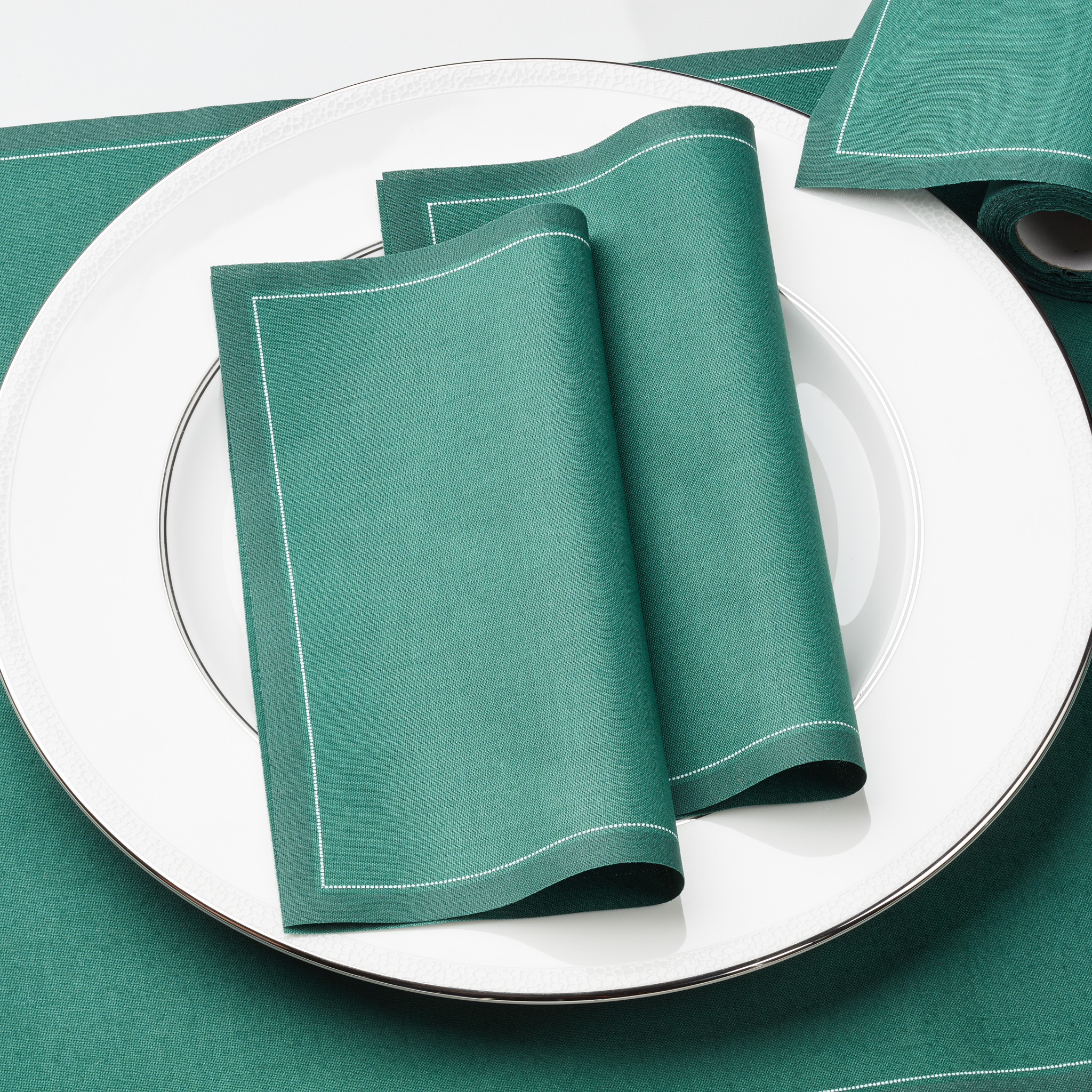 English Green Cotton Luncheon Napkins 8" x 8"- 25 Units per Roll, 10 rolls per Case - Full Case