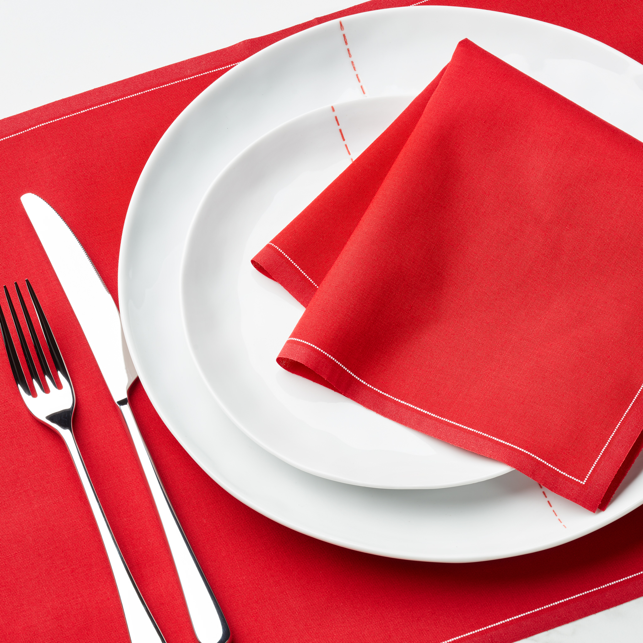 Lipstick Red Cotton Dinner Napkins 12" x 12"- 12 Units per Roll, 10 rolls per Case - Full Case