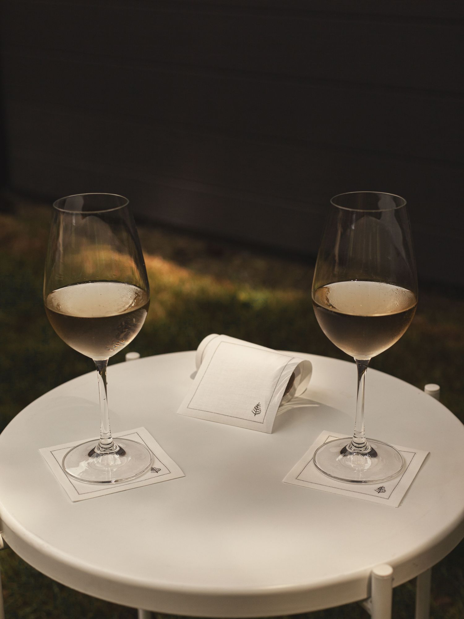 The Four Seasons - 4"x4" Cream Cotton Napkin - Rolls of 200 units - Full Case 1