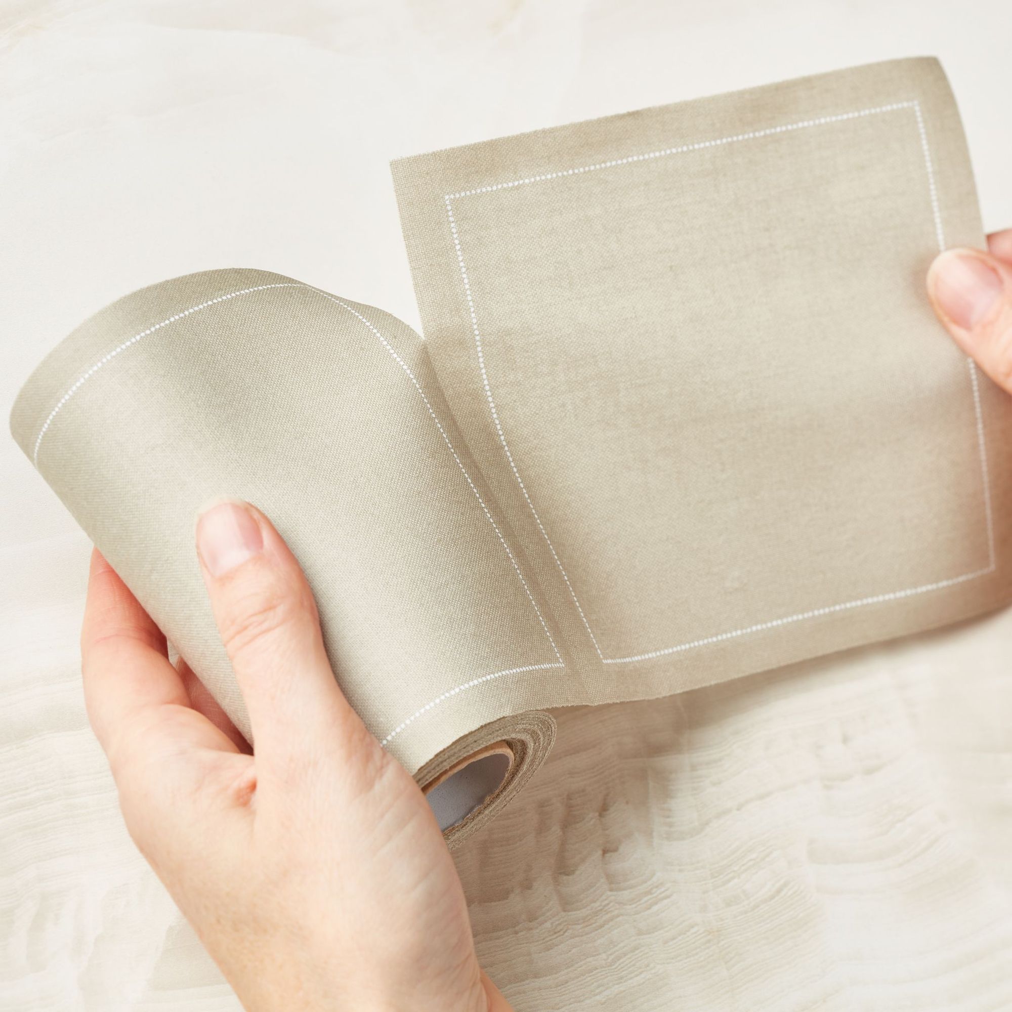 Sand Cotton Cocktail Napkins 4.5" x 4.5" / 11cm x 11cm -  50 Units per Roll, 10 rolls per Case - Ful 5
