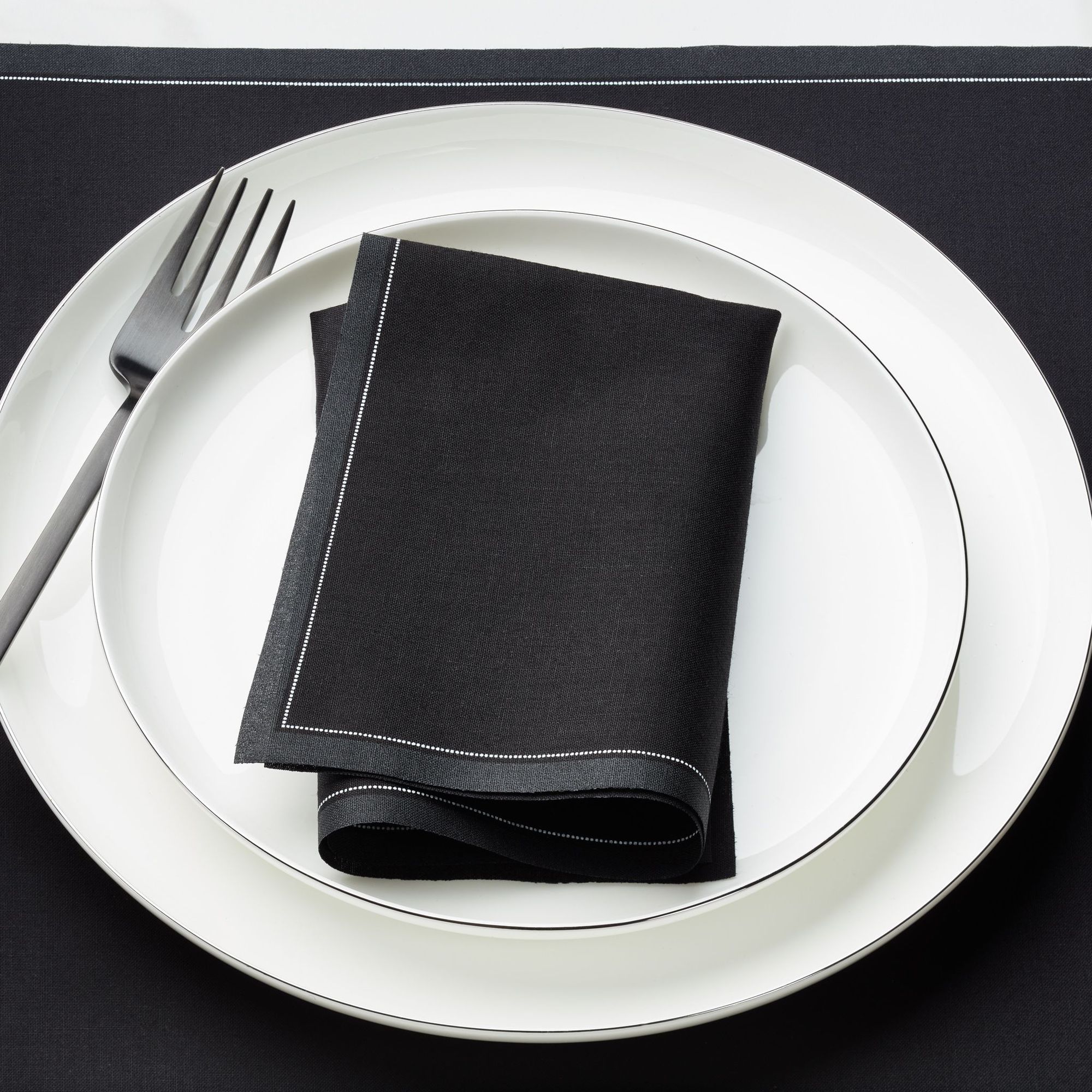 Black Cotton Dinner Napkins 12" x 12" - 12 Units per Roll, 10 rolls per Case - Full Case 1