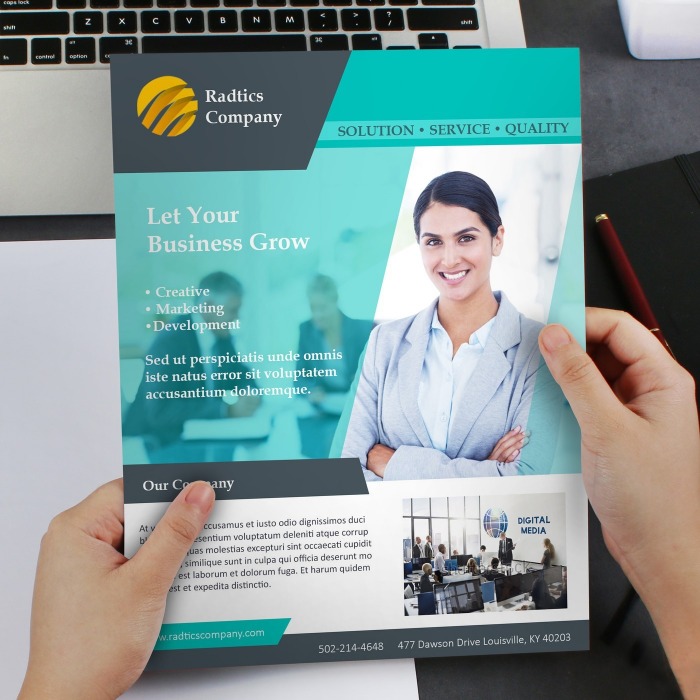 https://dv12lc9eedkje.cloudfront.net/paperboyo/images/product/351_121_Business_Flyers_Main_Image_Flyers_A_1400x1400_12025405202305.jpg
